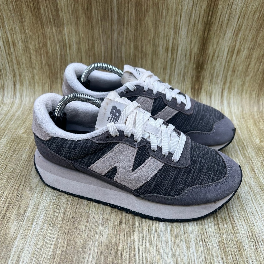 New Balance 237 Women's‎ Size 7 Grey Charcoal Pink Suede Space Sneakers WS237WC